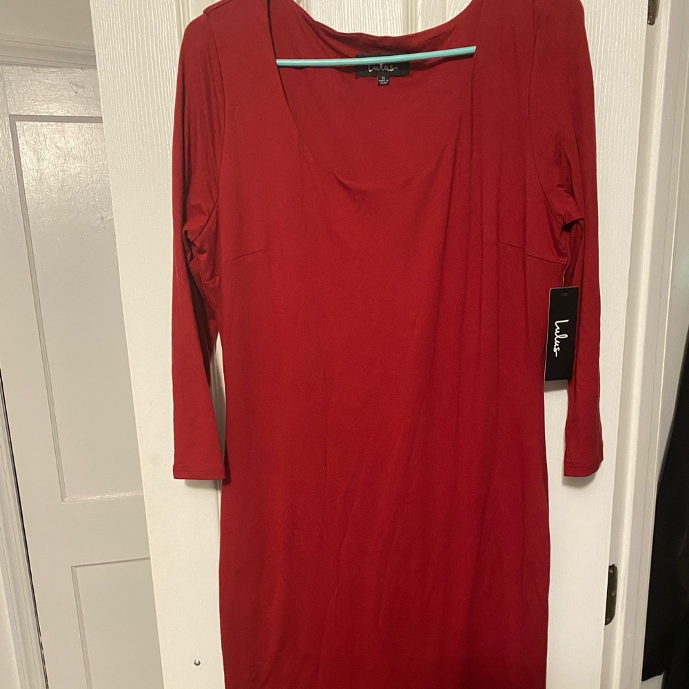 Red body on midi dress! NWT